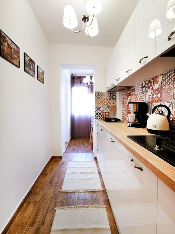 Sudului 106 By Mrg Apartments - Piata Sudului Bucarest Esterno foto